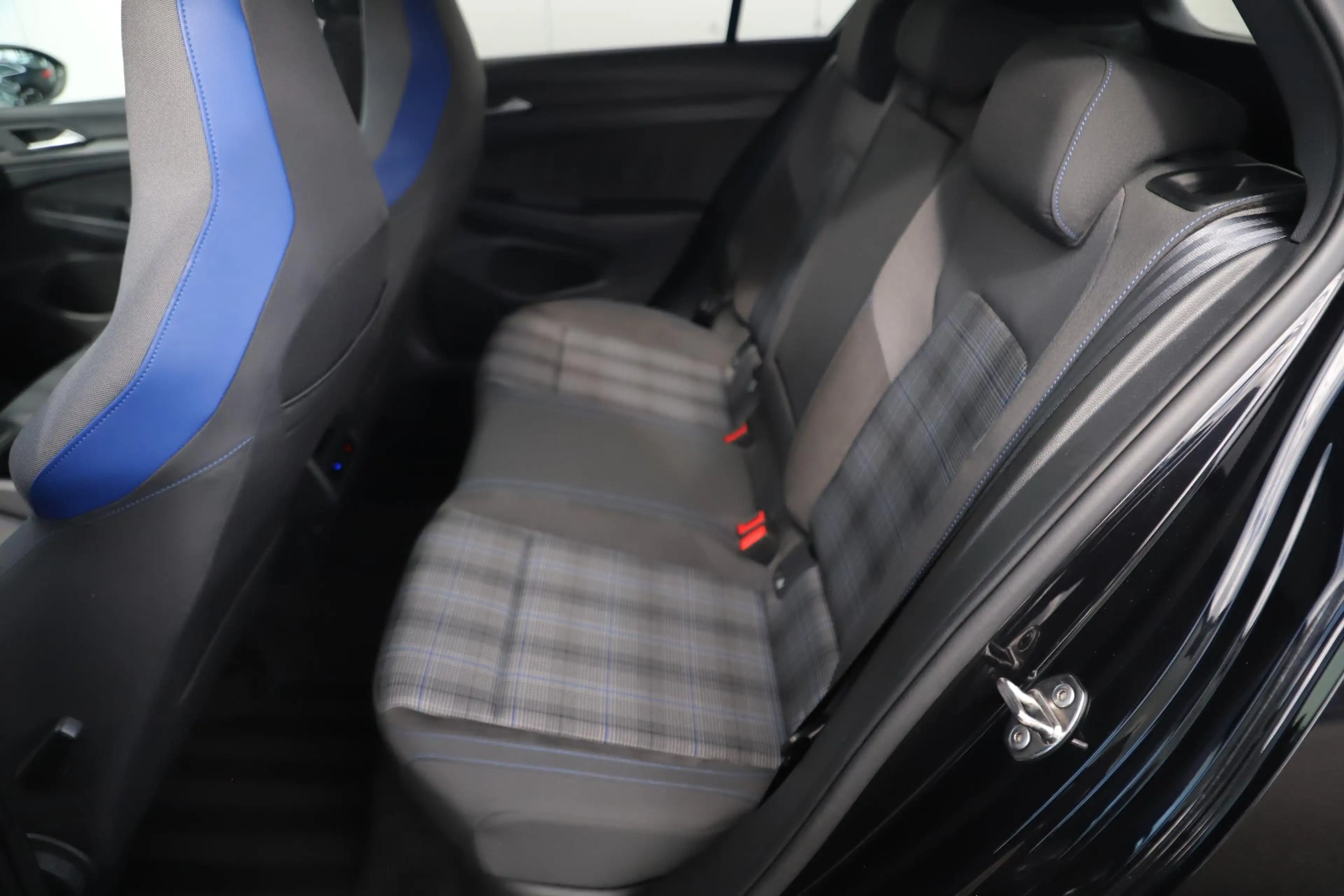 Volkswagen Golf GTE 1.4 eHybrid 245PK SOH 96% Panoramadak IQ Light 19 — photo 14