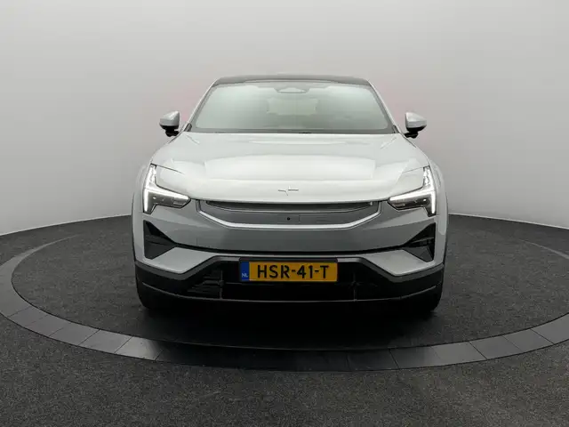 Polestar 3 view 2