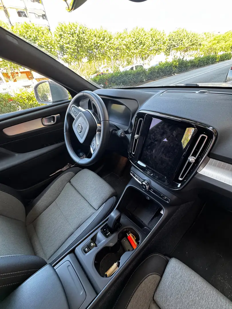 Volvo XC40 XC40 B3 Core Aut. Core Plateado - 2