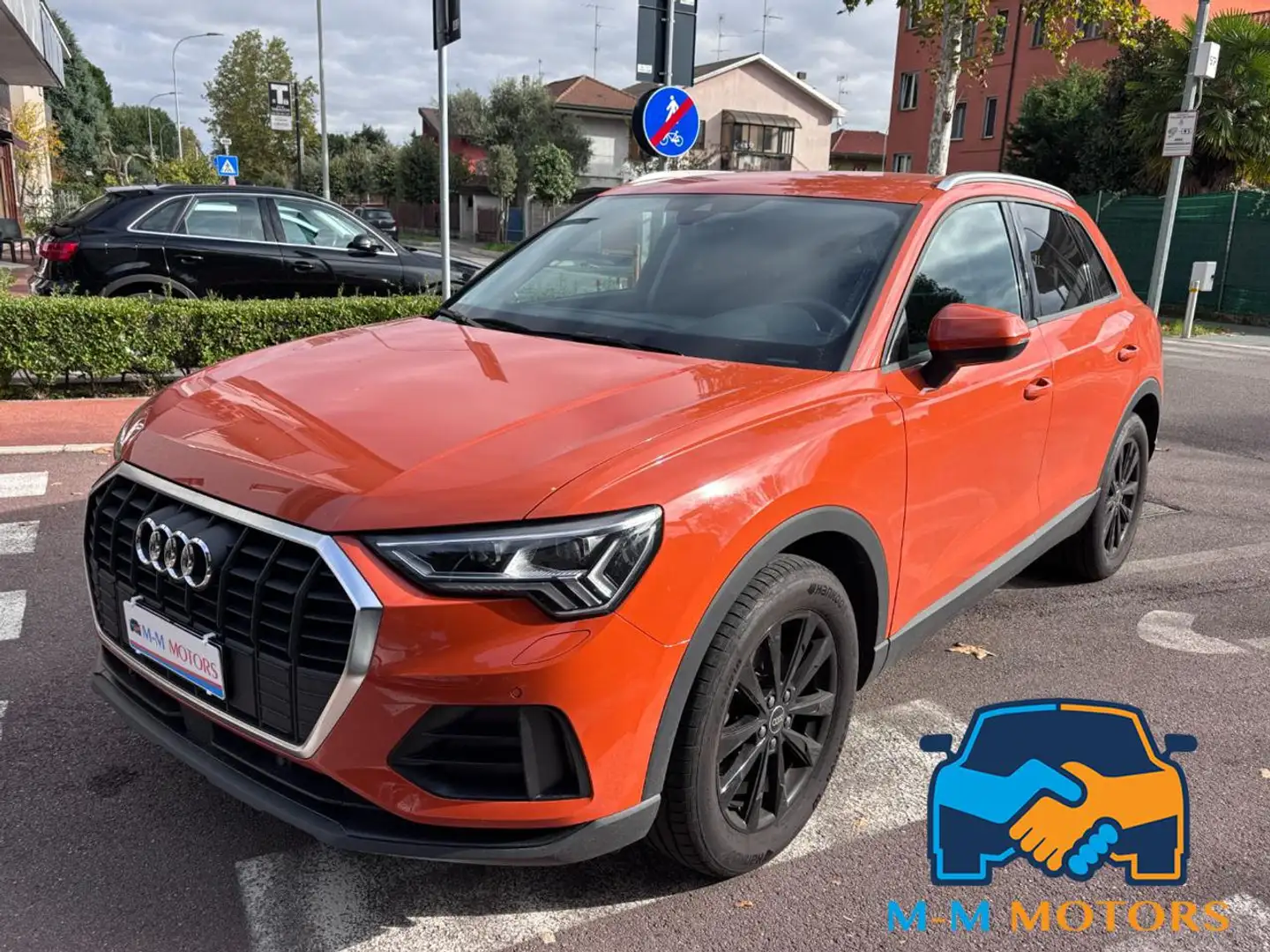 Audi Q3 35 TFSI Business AUTOMATICA Orange - 1