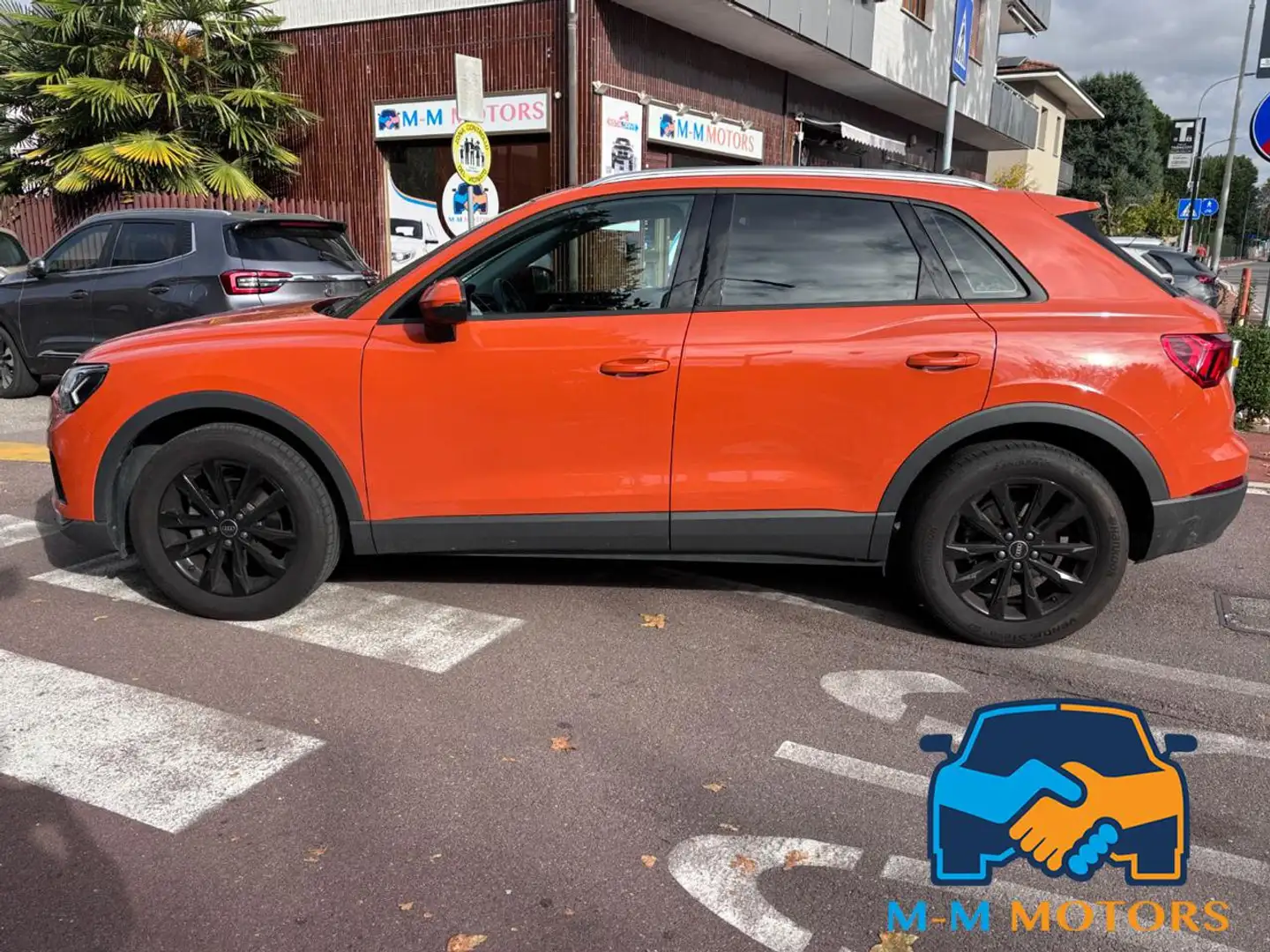 Audi Q3 35 TFSI Business AUTOMATICA Orange - 2