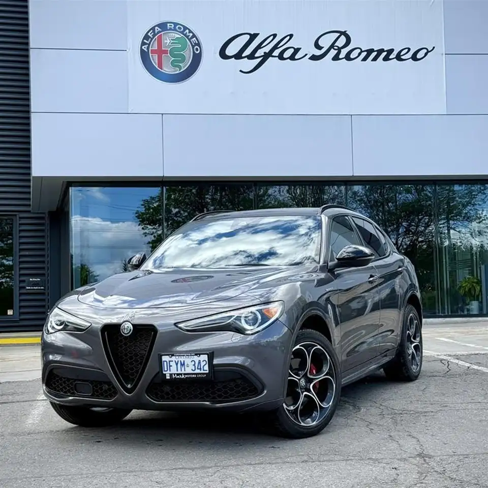 2022 Alfa Romeo Stelvio