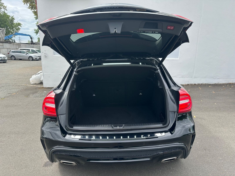 Mercedes-Benz GLA 250 AMG 4Matic Street Style Harman-Kardon — photo 14