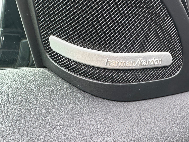 Mercedes-Benz GLA 250 AMG 4Matic Street Style Harman-Kardon — photo 10