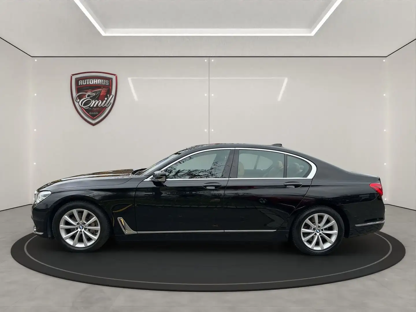 BMW 730 d  Navi/Led/Kamera/Vollleder Schwarz - 2