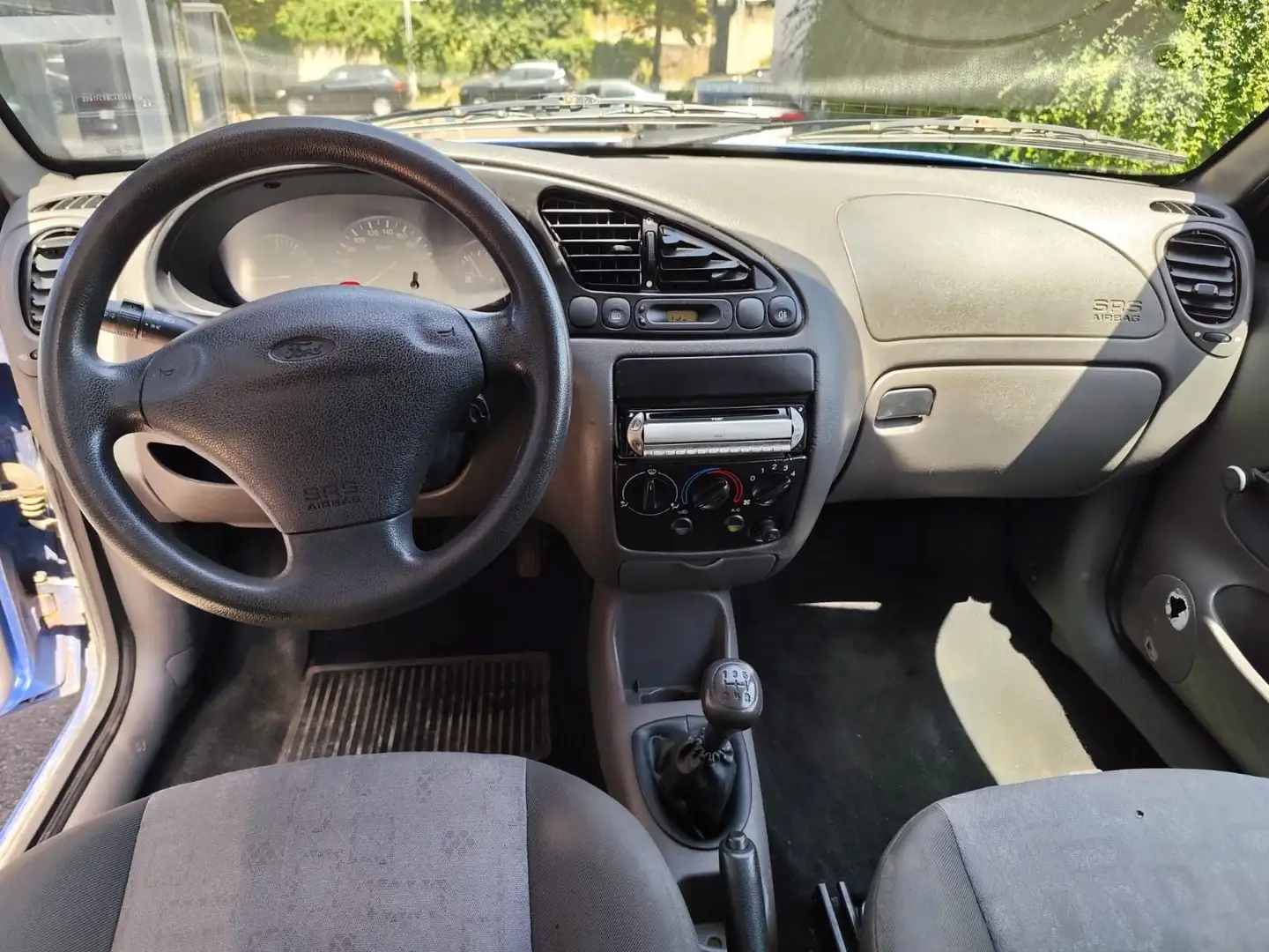 Ford Fiesta 1.3 44 kW Bleu - 2
