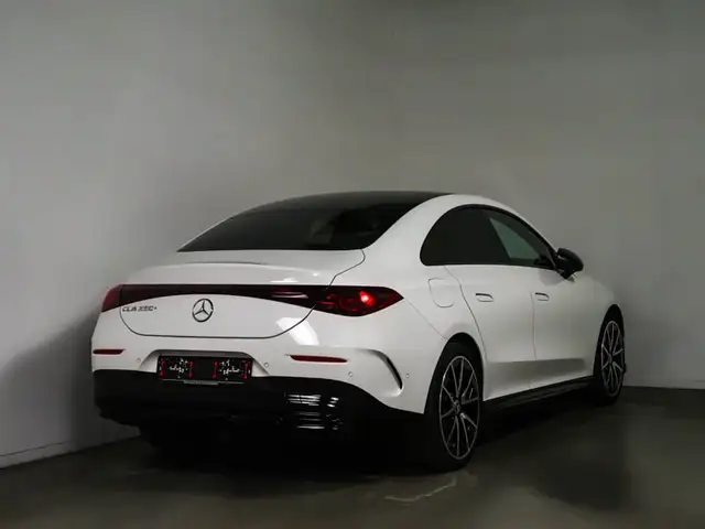 Mercedes-Benz Cla view 2