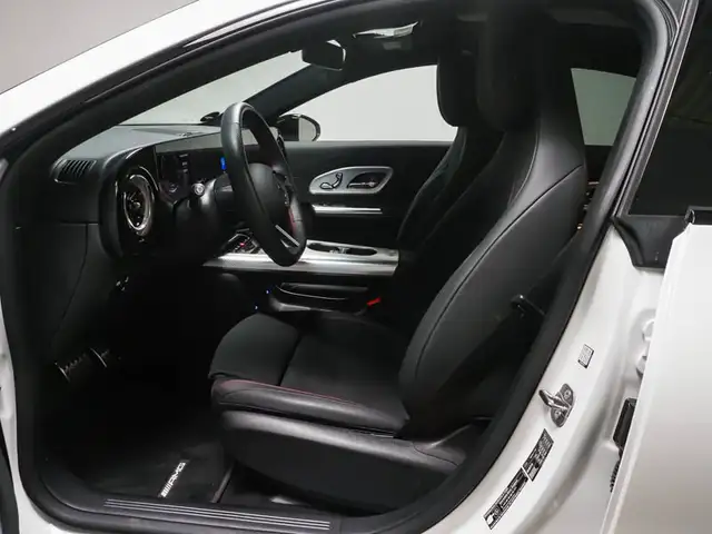 Mercedes-Benz Cla view 4