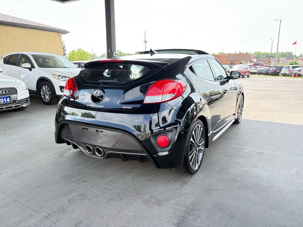 Hyundai VELOSTER снимка Hyundai VELOSTER