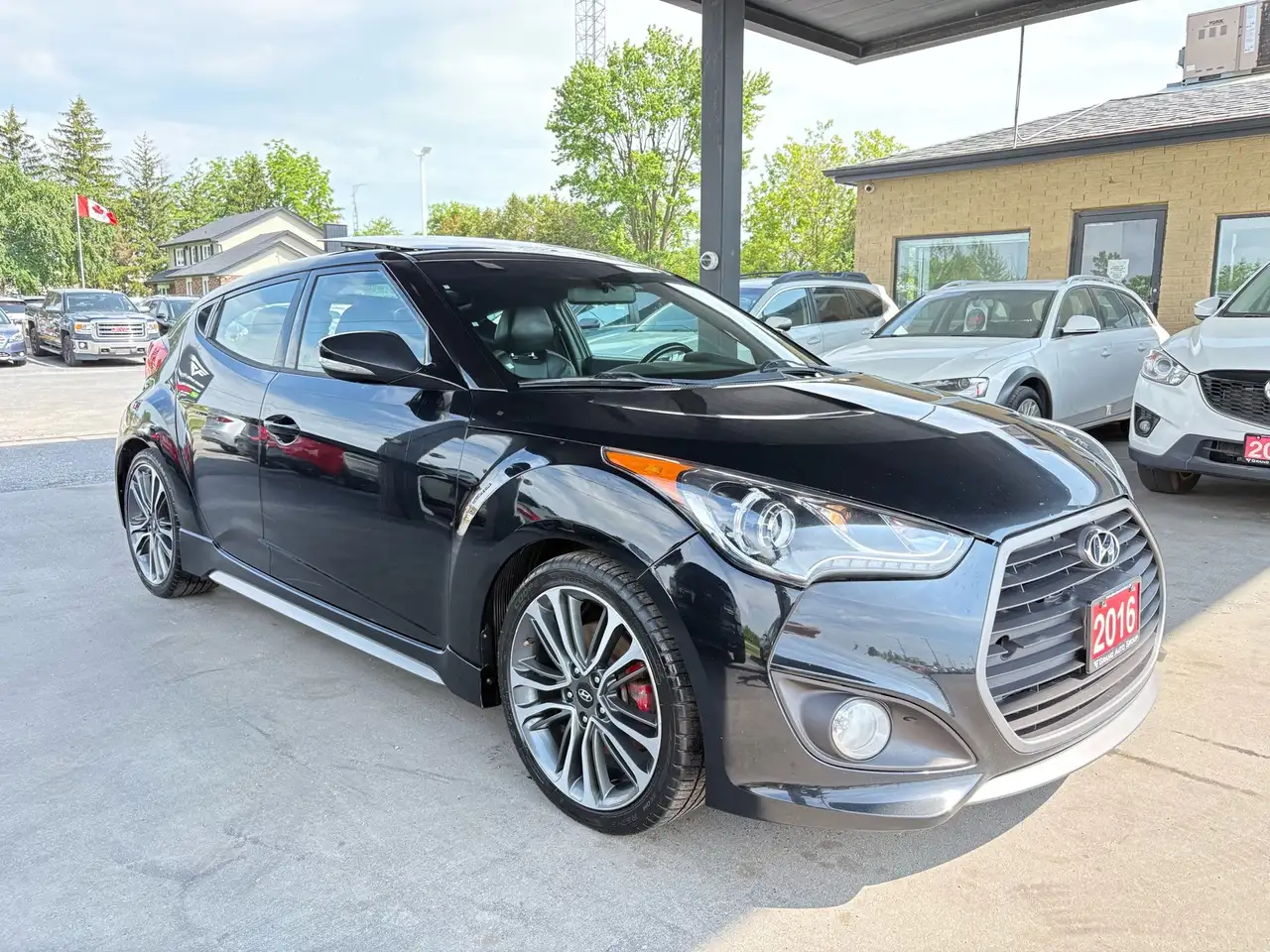 Hyundai VELOSTER снимка Hyundai VELOSTER