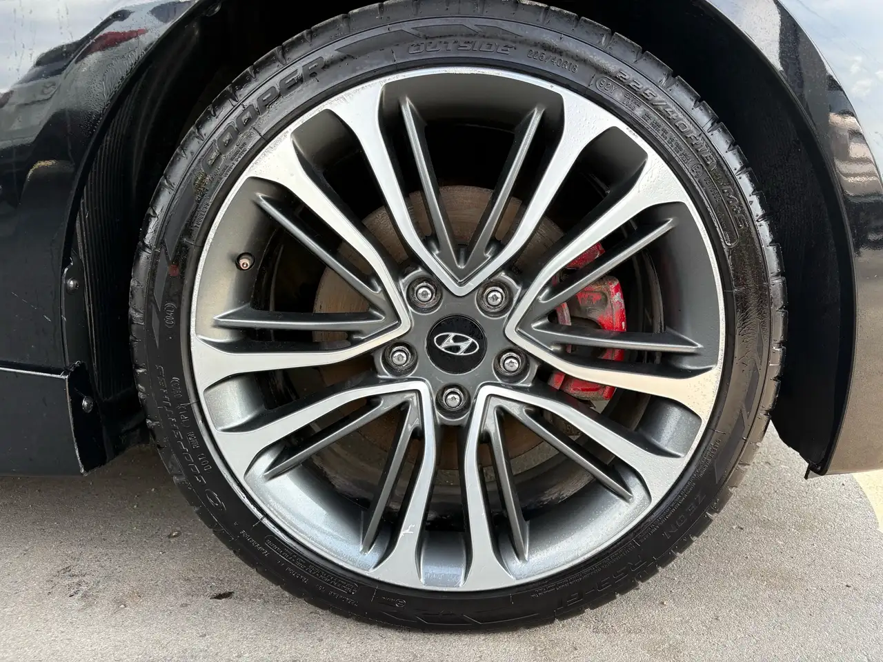 Hyundai VELOSTER снимка Hyundai VELOSTER