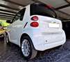 smart forTwo SERVOSTERZO fortwo 1000 62 kW coupé passion Weiß - thumbnail 6