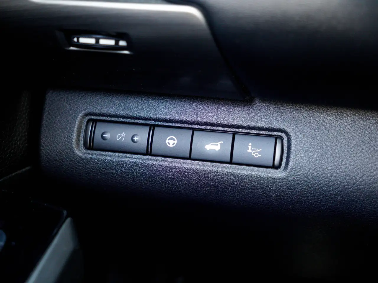 Nissan Pathfinder fotografie Nissan Pathfinder