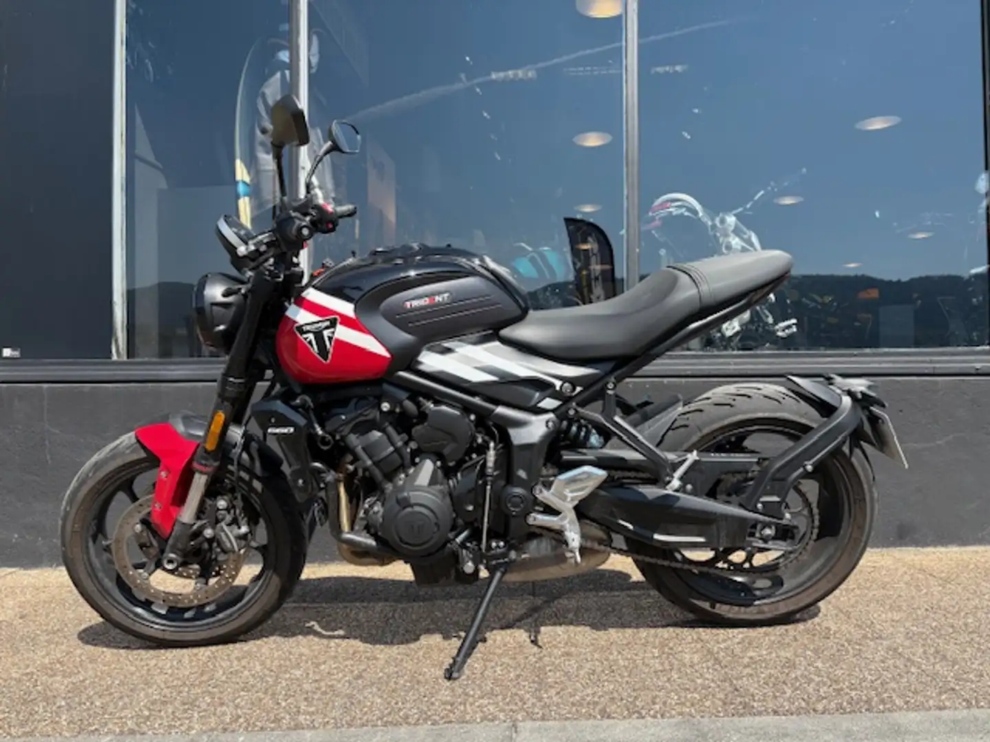 Triumph Trident 660 Rood - 1