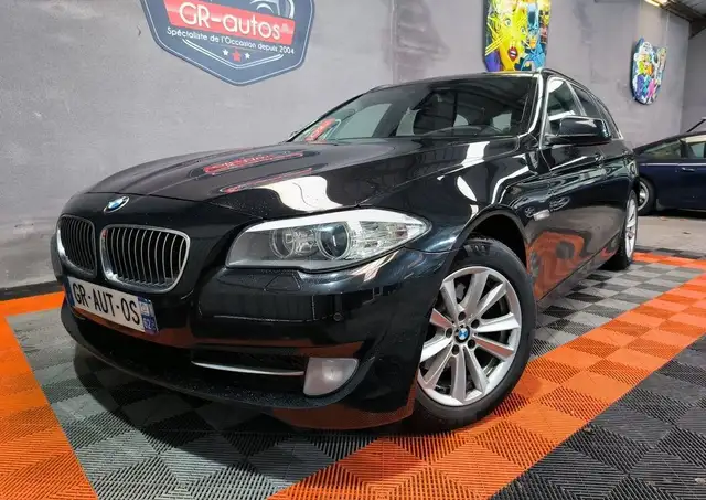 BMW 520 520da Touring Luxury 184cv Cuir crochet attelage GPS Carnet et factures 170.000kms Garantie 6 mois