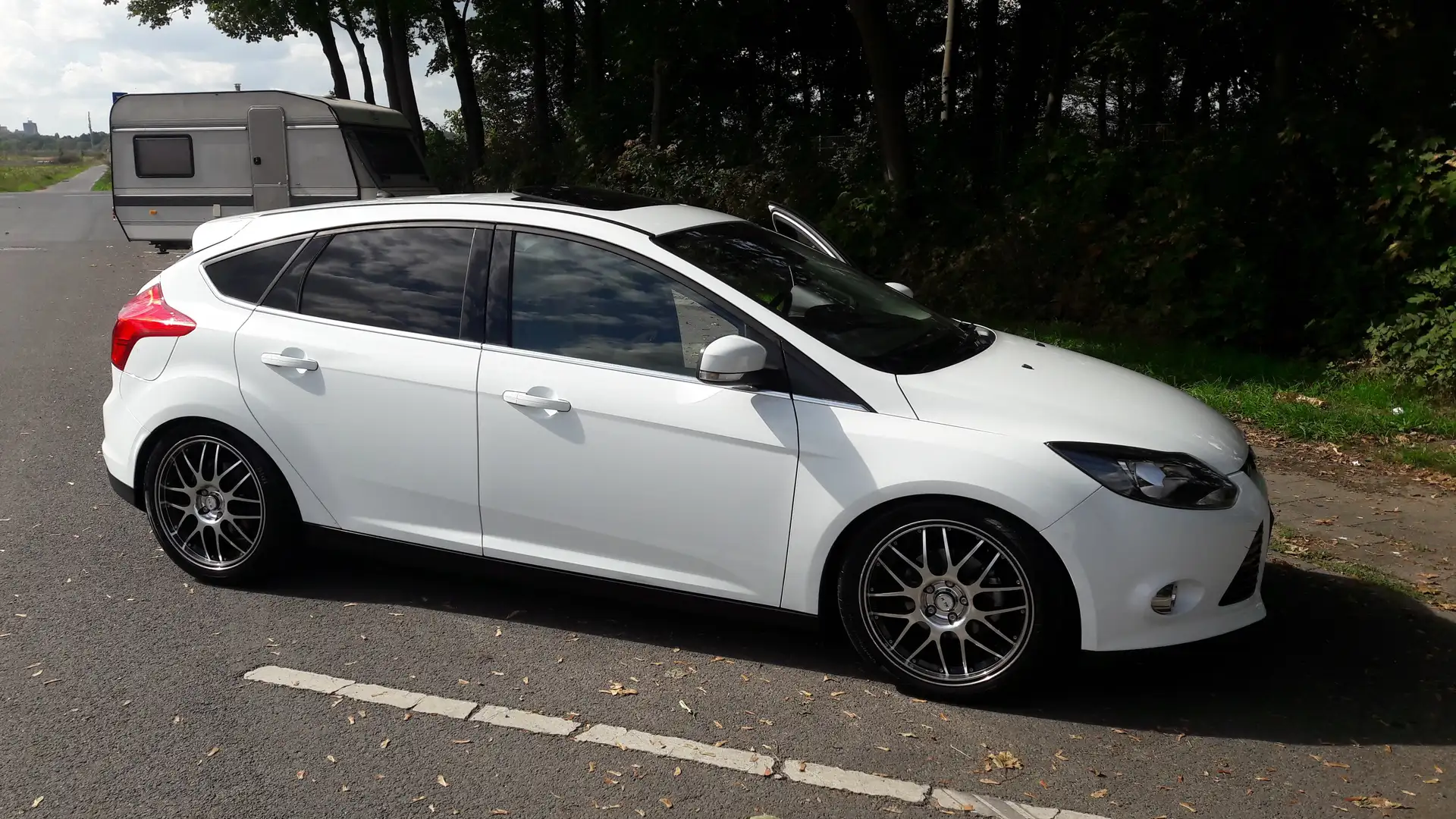 Ford Focus Focus Fließheck 1.0 EcoBoost Titanium Weiß - 1