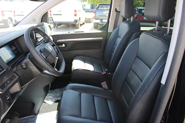 Opel Zafira 2,2 Diesel XL GS Aut. Ansicht 16