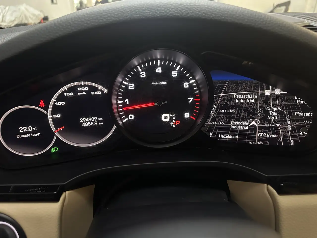 Porsche Cayenne снимка Porsche Cayenne