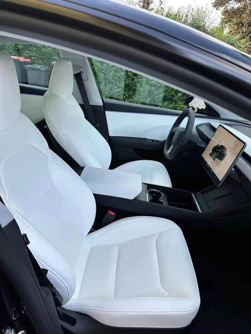 Tesla Model 3 M3 HIGHLAND LR AWD +AHK schwarz, innen weiß Negro - 1