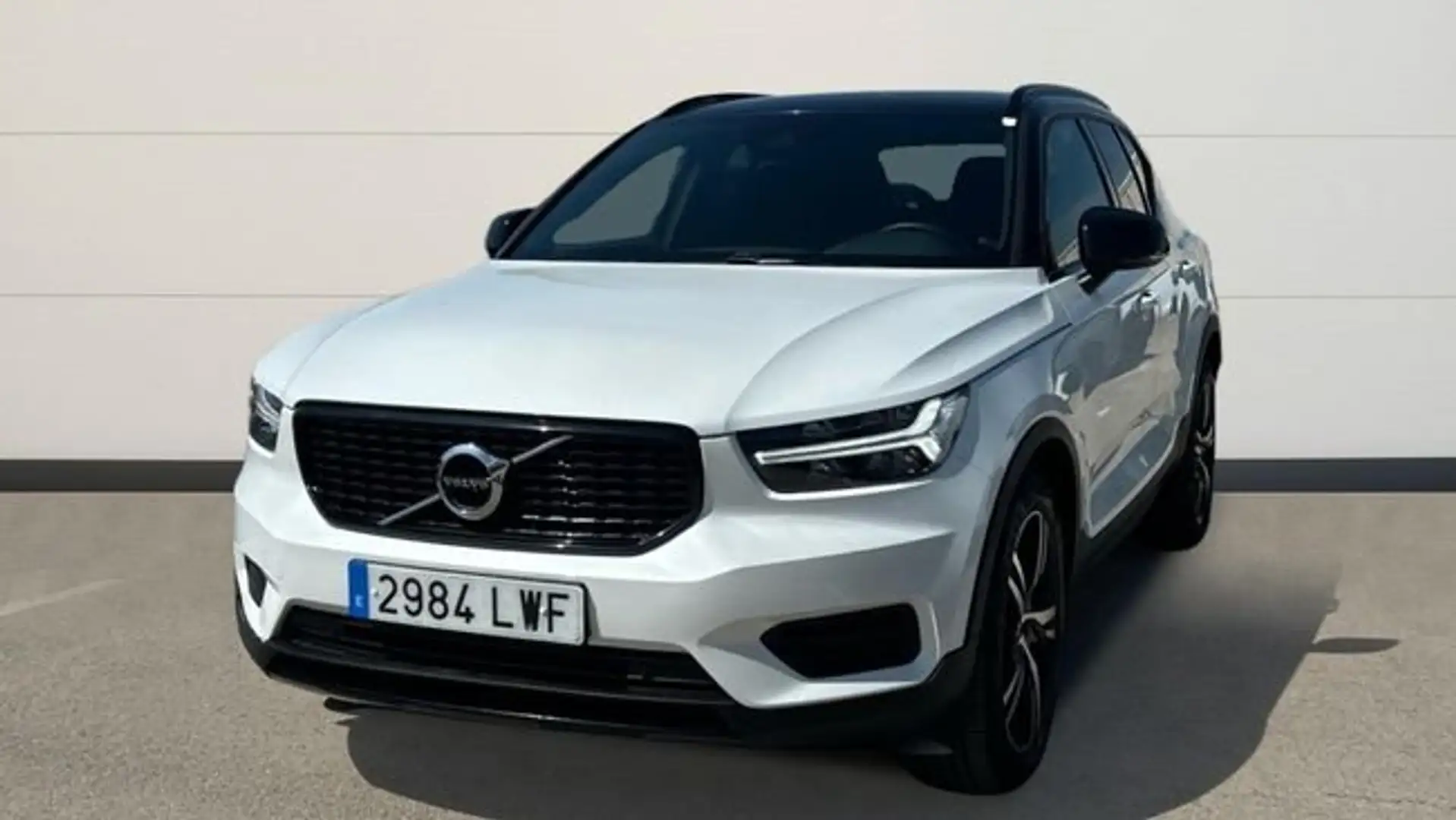 Volvo XC40 1.5 T2 R-DESIGN AUTO 129 5P Blanco - 2