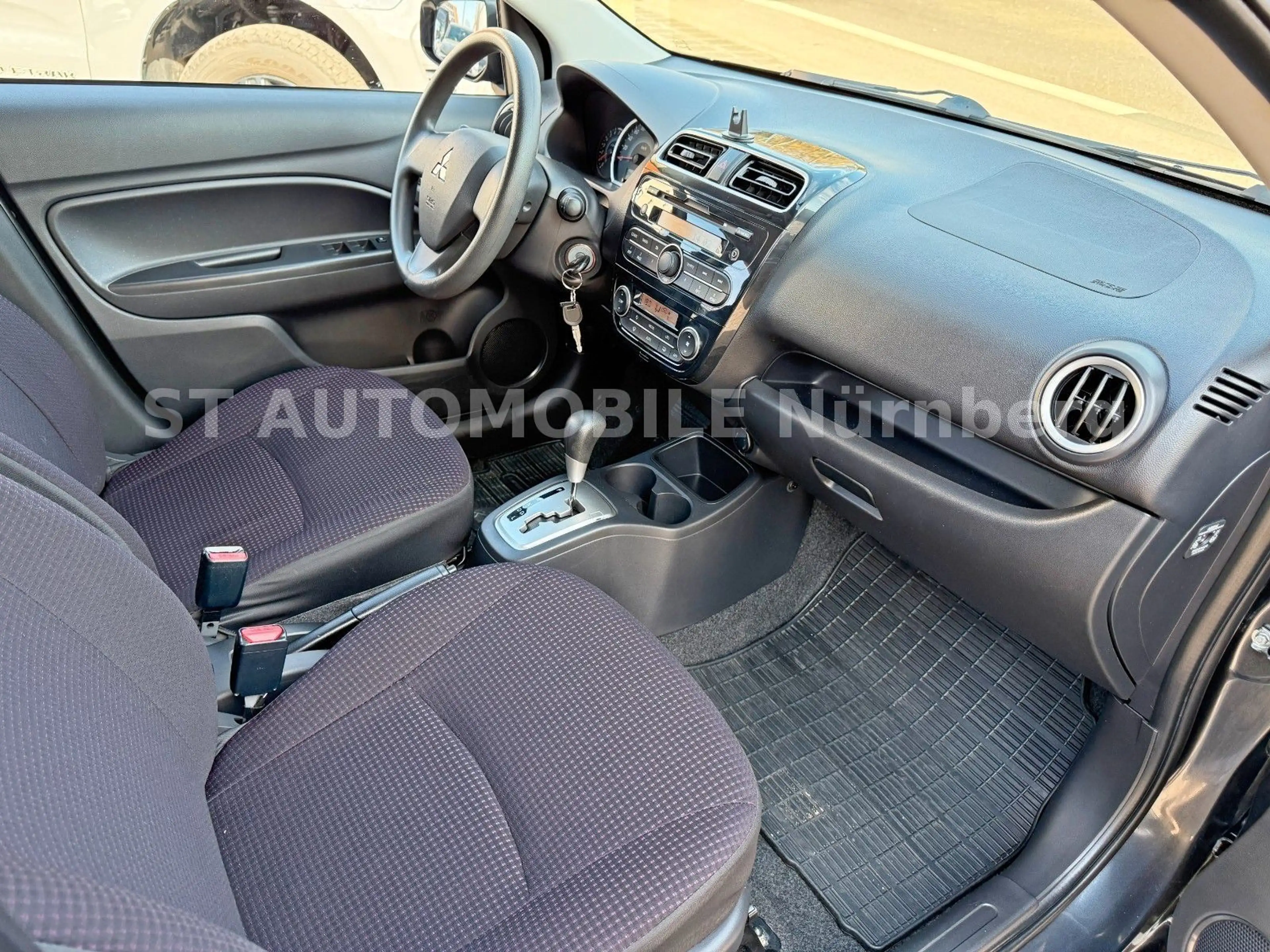 Mitsubishi Space Star Shine*AUTOMATIK*5-TÜR*PDC*KLIMAAUTO* — photo 8