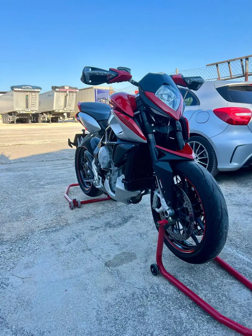 MV Agusta Rivale 800 abs - 2