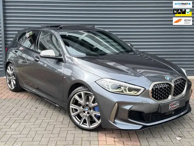 BMW 135 1-serie M135i xDrive Pano | Memory | Hud | H&K | L