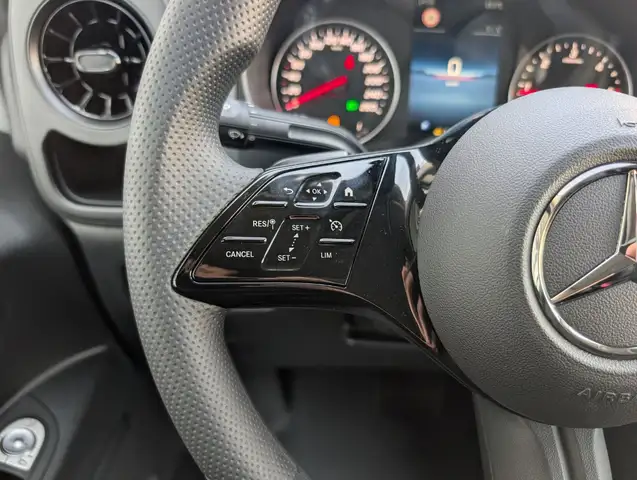 Mercedes-Benz Vito 116 CDI BusinessVan Lang Mixto DAB Shz MBUX Ansicht 12