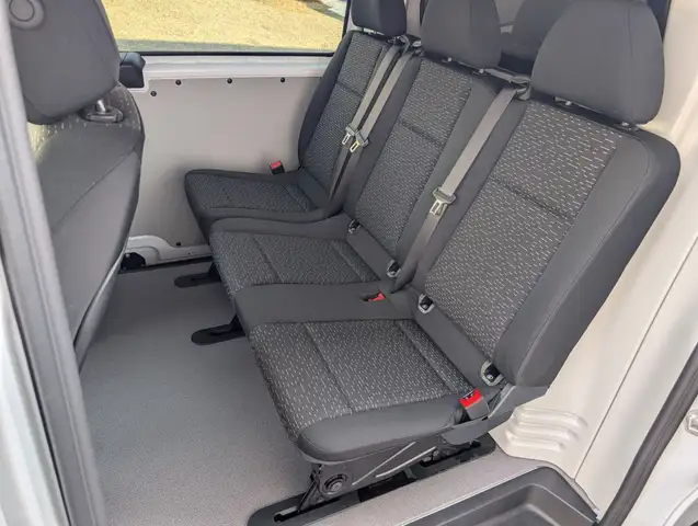 Mercedes-Benz Vito 116 CDI BusinessVan Lang Mixto DAB Shz MBUX Ansicht 19