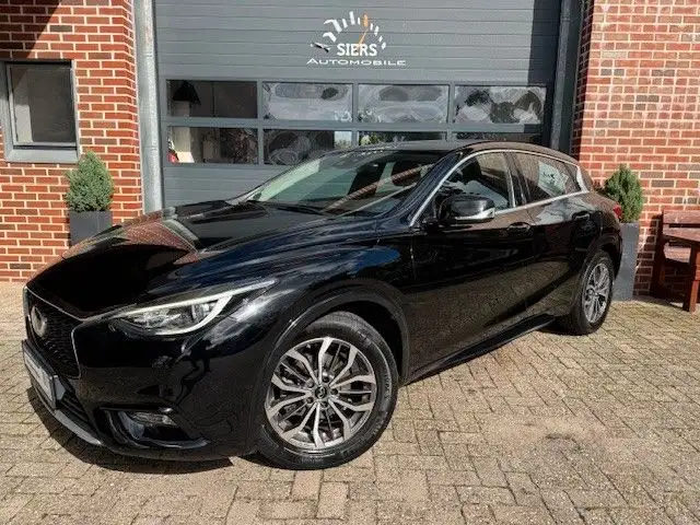 Infiniti Q30 1.5D AUTOM,NAVI,SITZHEIZUNG,DAB