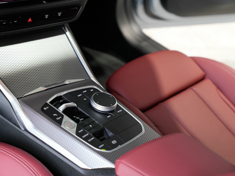 BMW 320 320i xDrive M Sport 19LM Leder Kamera ACC — photo 12