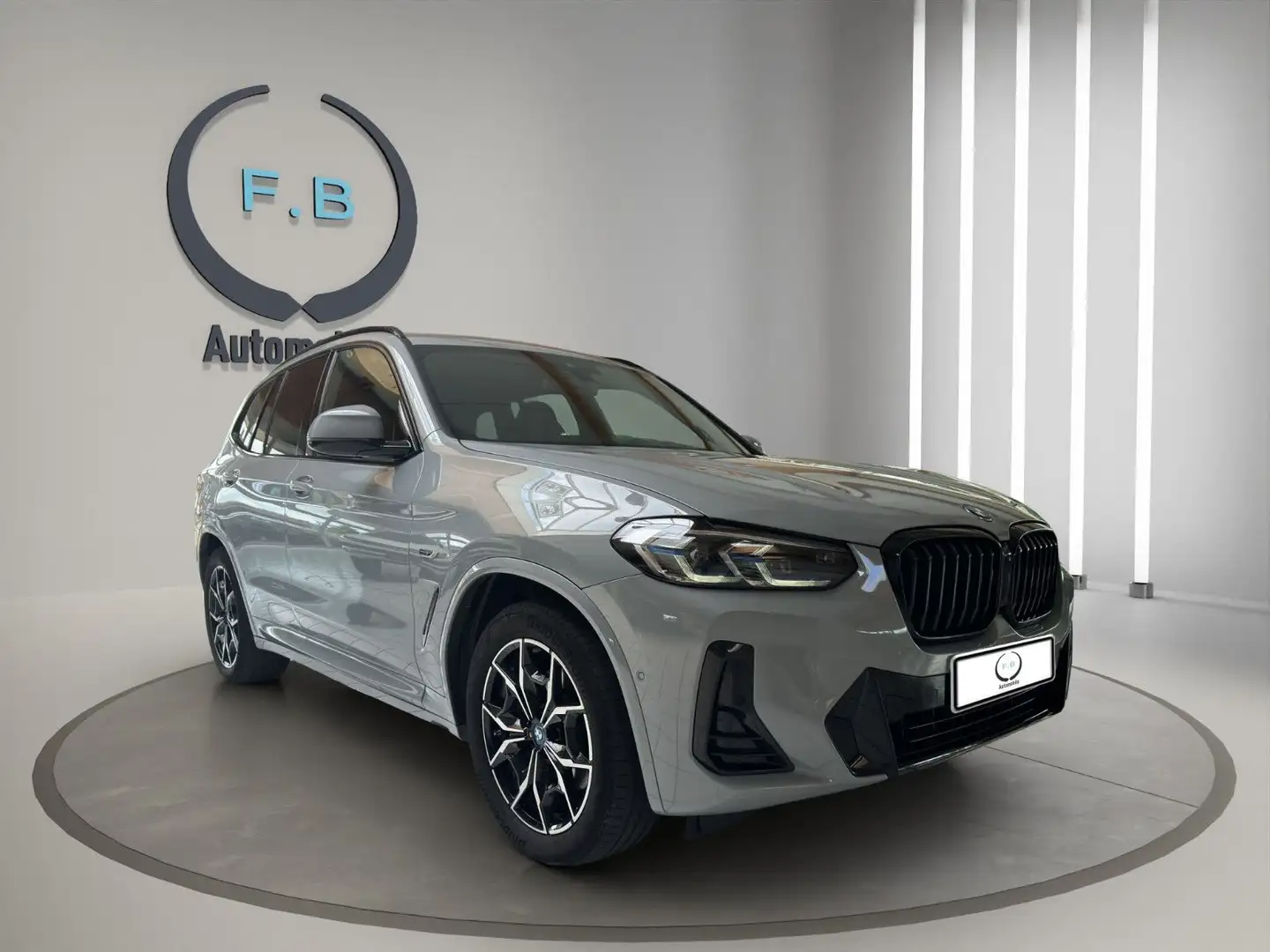 BMW X3 xDrive 30 e M Sport/HUD/LASER/AHK/UVM.. - 1