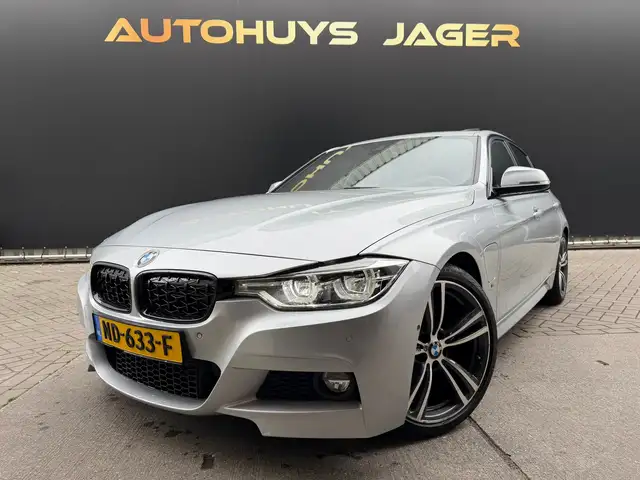 BMW 330 3-serie 330e M-Pakket High Executive Pano Leer 360