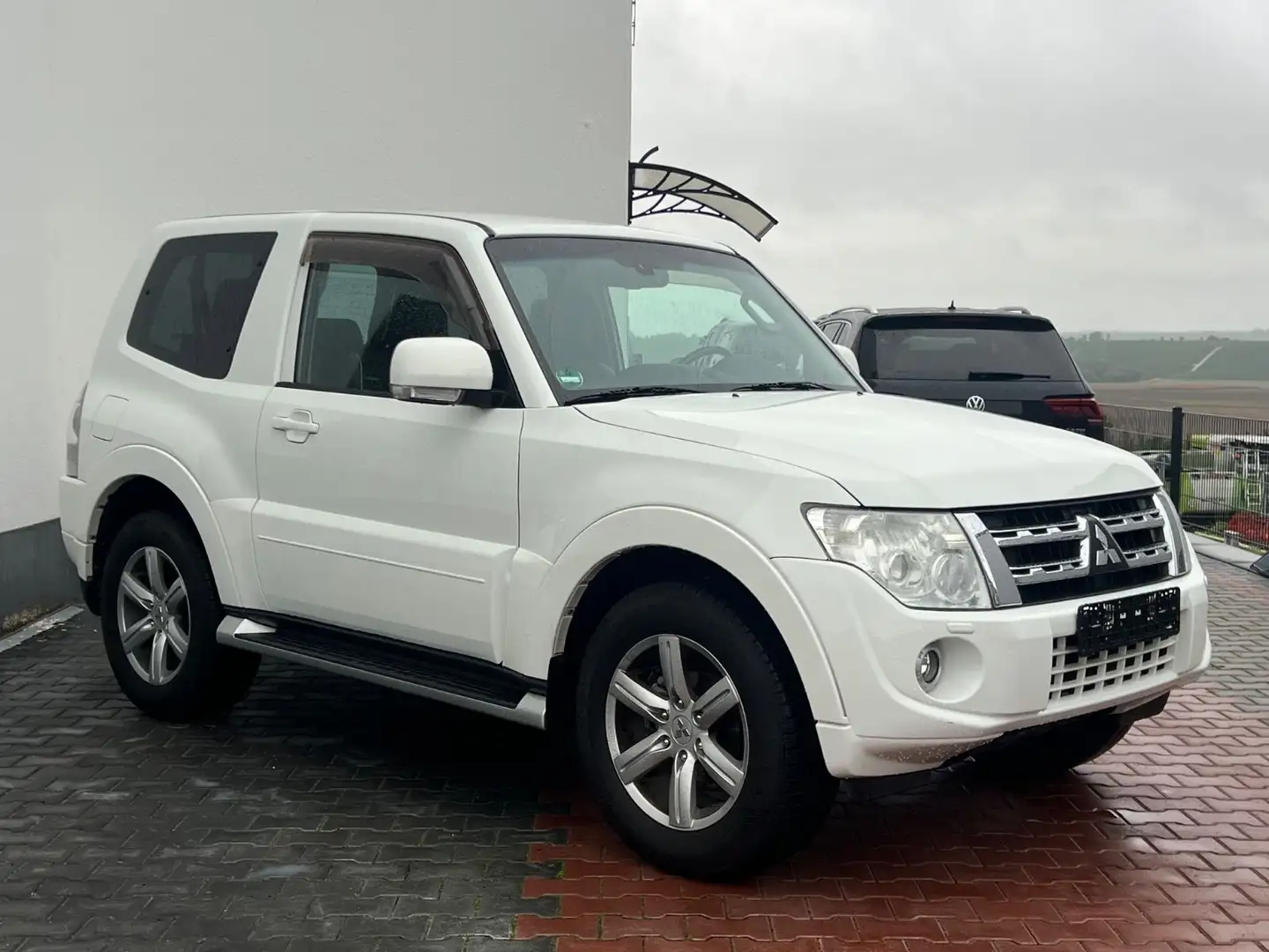 Mitsubishi Pajero 3.2 DI-D Intense*NUR 61TKM*STDHZG*KAMERA* Weiß - 1