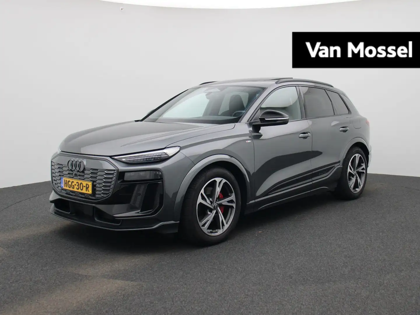 Audi Q6 e-tron S edition 100 kWh 387 PK | S-Line | Automaat | Pan Grijs - 1