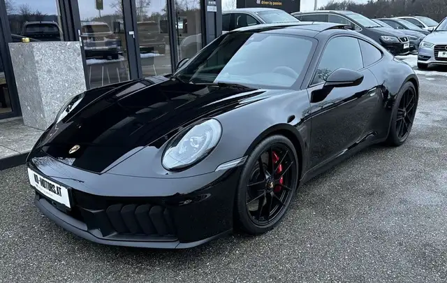 Porsche 911 992.2 Carrera GTS 3,6 T-Hybrid Ansicht 5
