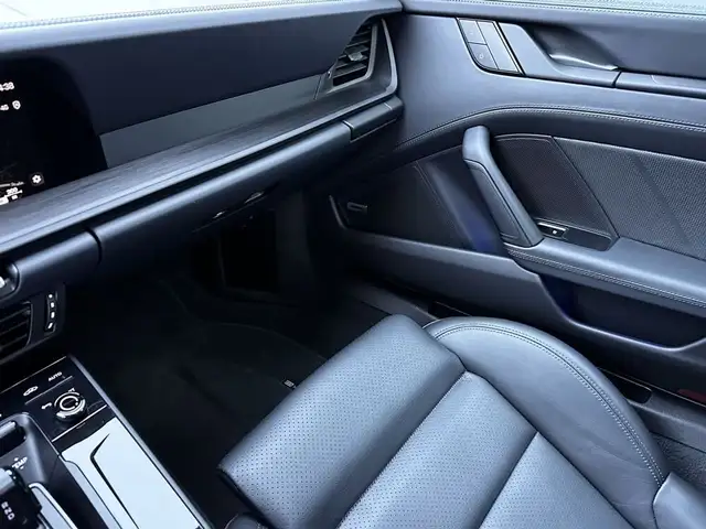 Porsche 911 992.2 Carrera GTS 3,6 T-Hybrid Ansicht 35