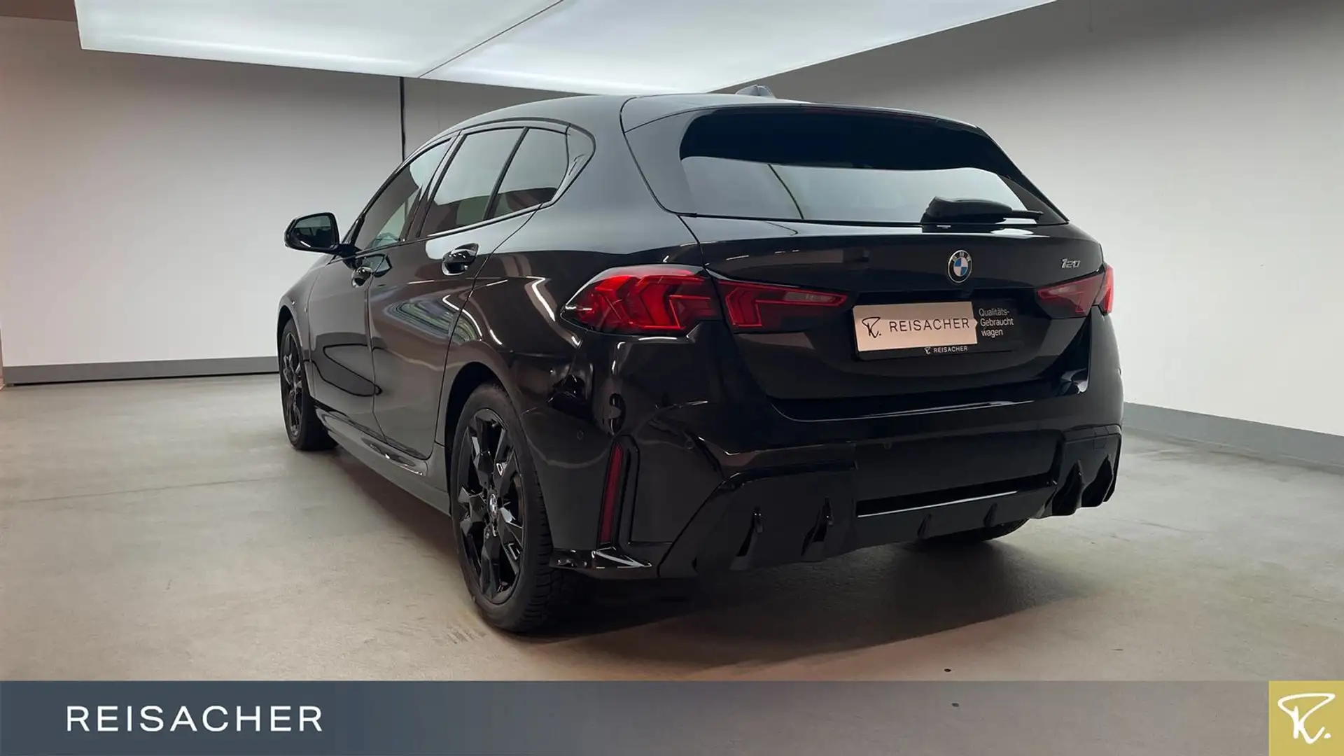 BMW 120 A M-Sport LCProf DAPlus PAPlus H-K elHK Schwarz - 2