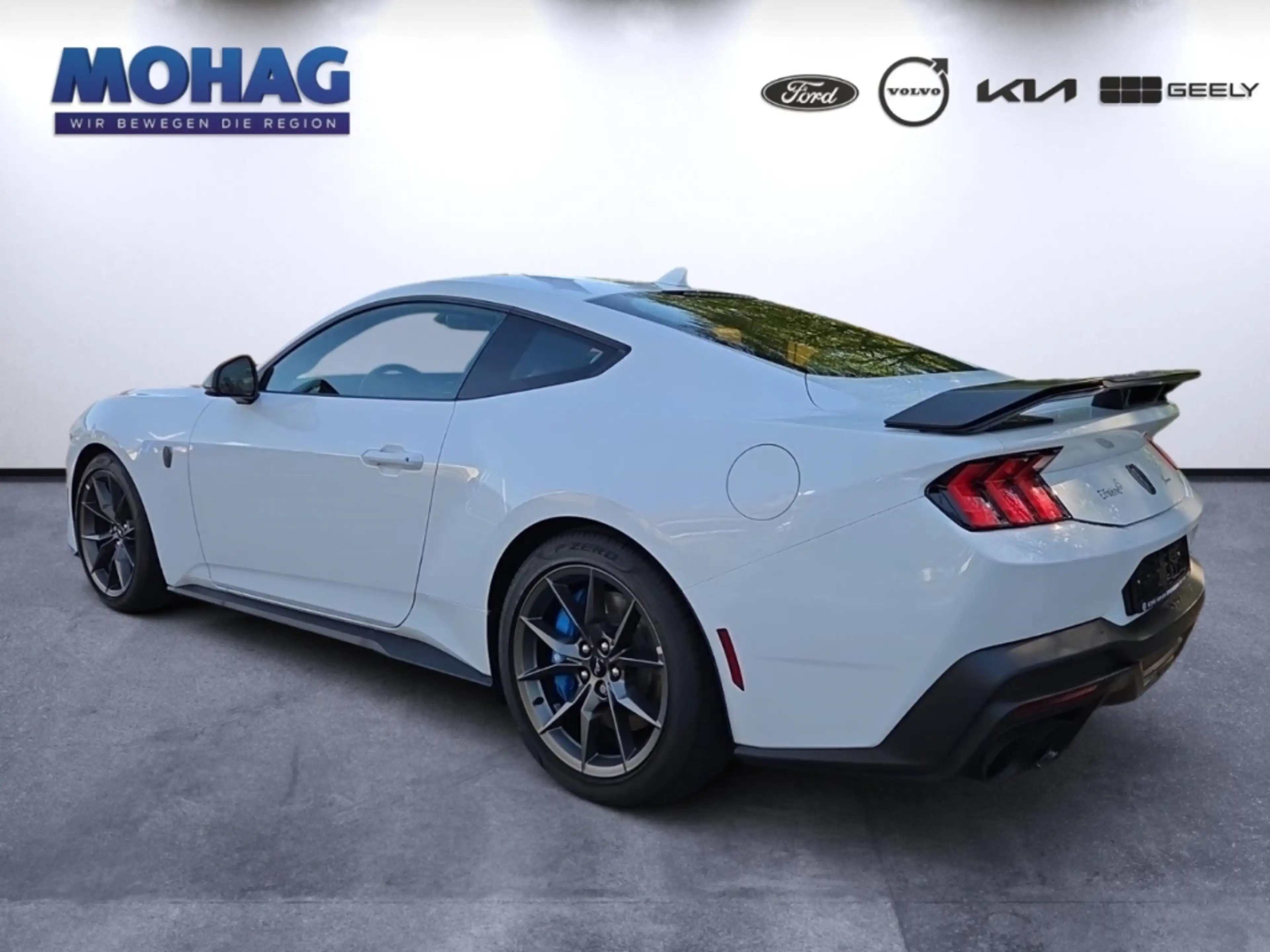 Ford Mustang 5.0L V8 Dark Horse RECARO MagneRide ACC B&O — photo 4