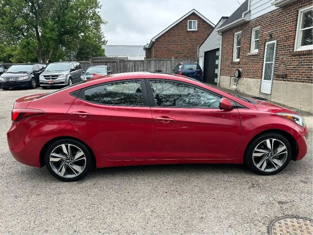 Hyundai ELANTRA снимка Hyundai ELANTRA