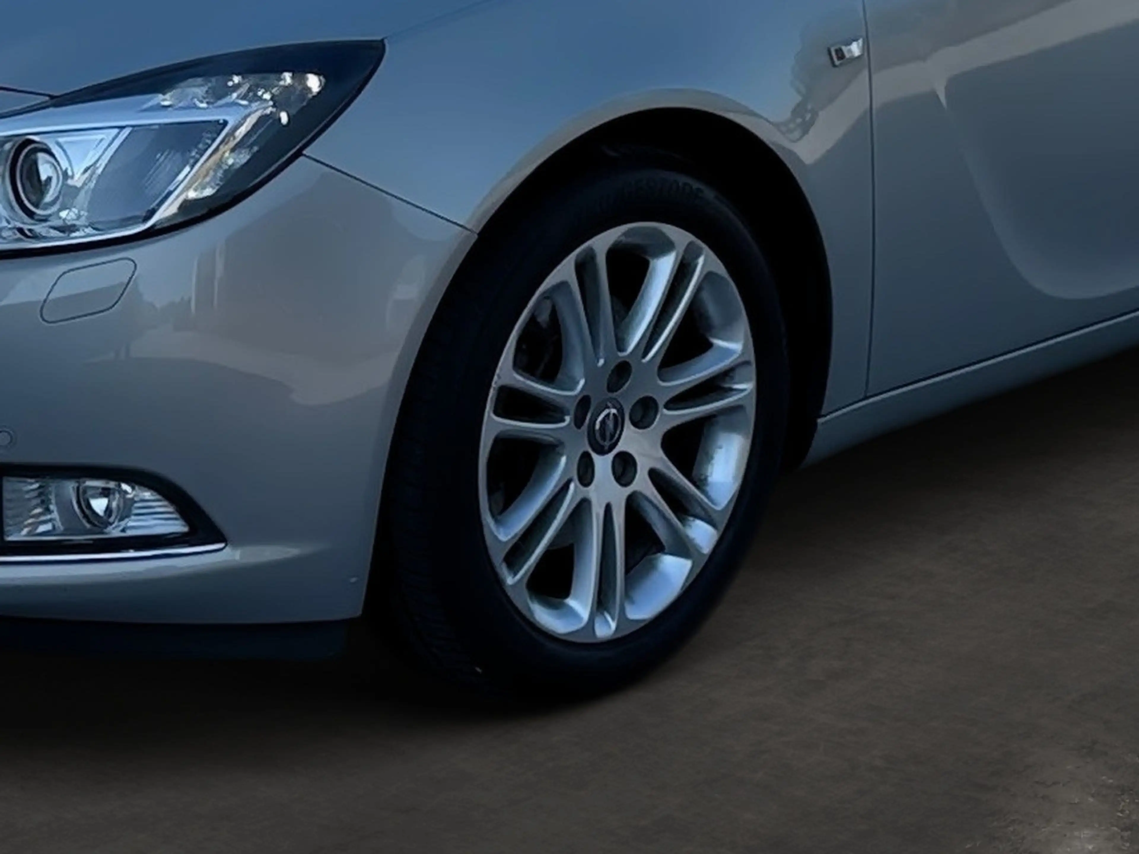 Opel Insignia 2,0 CDTI Automatik Pickerl bis 03/2027 — photo 11