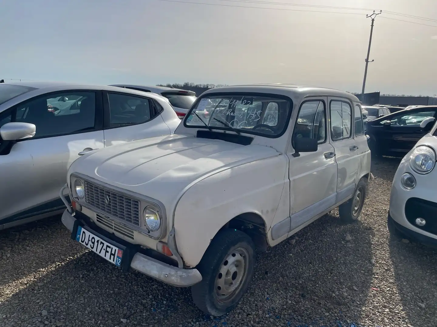 Renault R 4 1.1 35CV / DJ917 Bej - 2