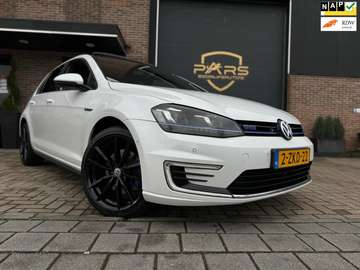 Volkswagen Golf 1.4 TSI DSG Hybride 150PK Panorama