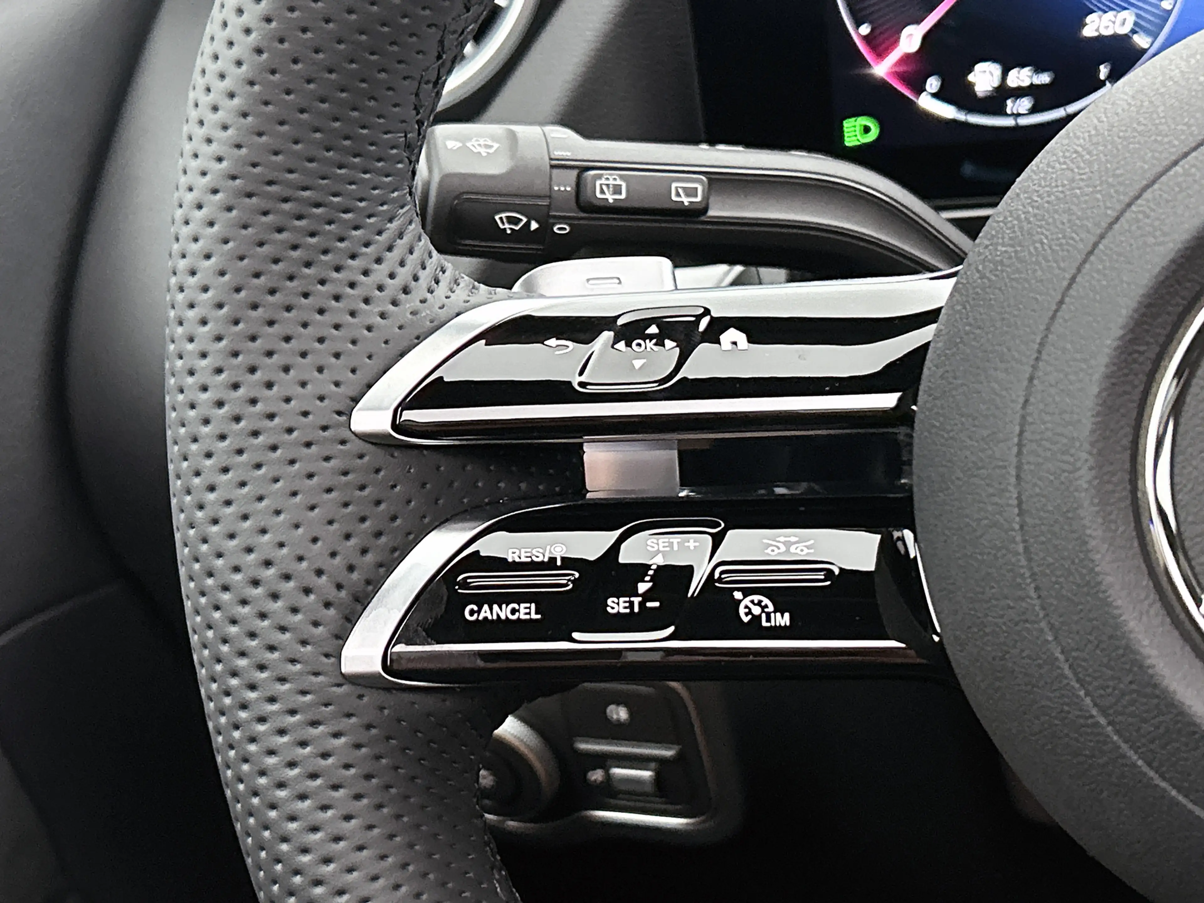 Mercedes-Benz GLA 250 e 140 Year Edition | Plus pakket | Nightpakket | T — photo 15