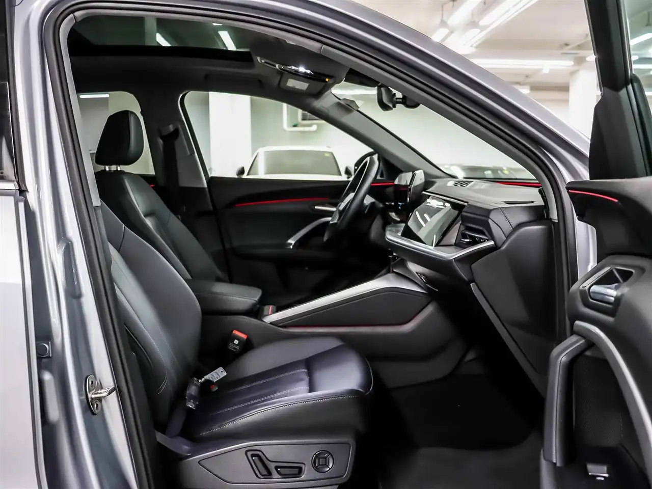 Audi Q5 снимка Audi Q5