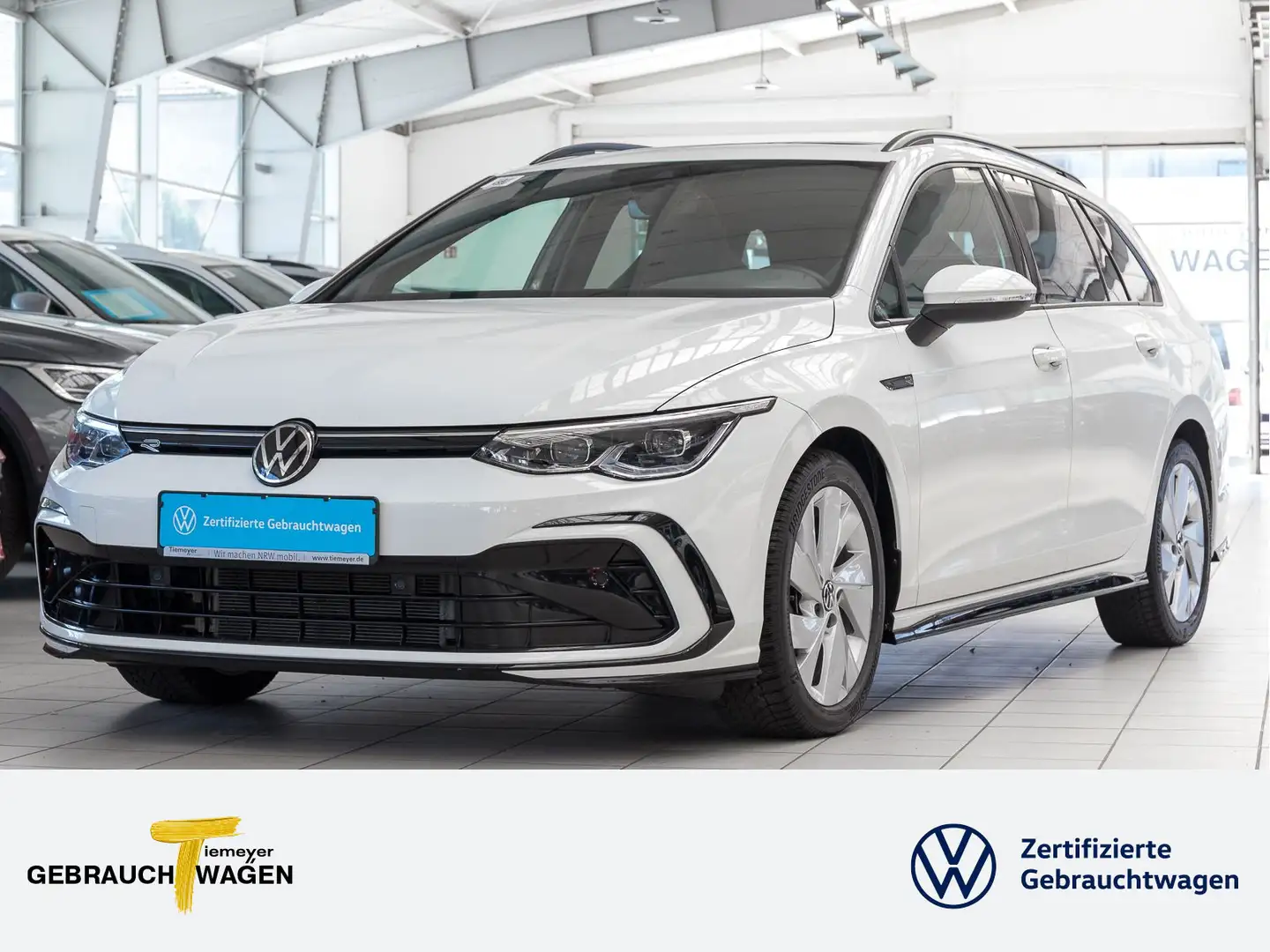 Volkswagen Golf Variant 1.5 eTSI DSG R-LINE PANO IQ.LIGHT A Weiß - 1