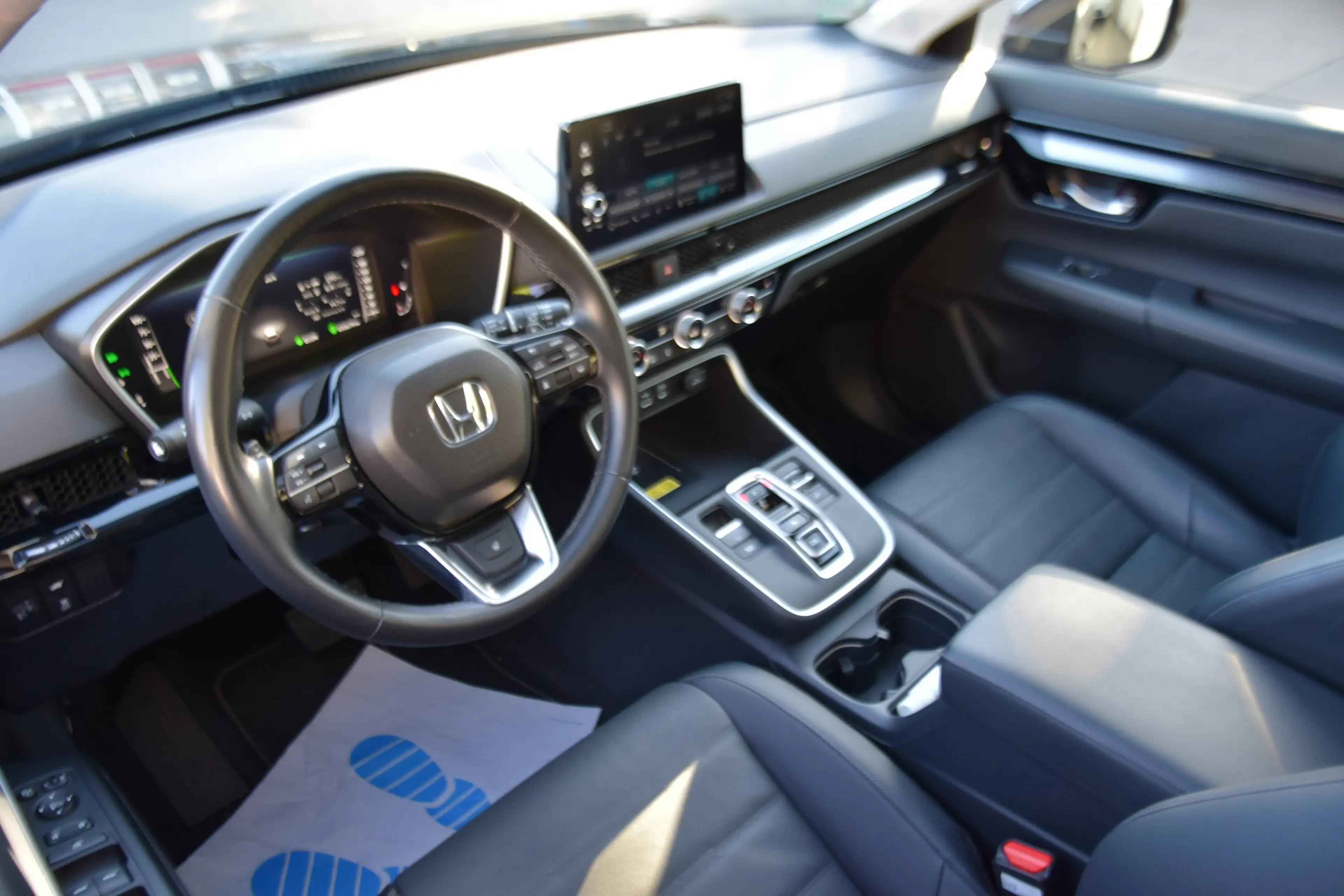 Honda CR-V e:HEV Elegance AWD — photo 11