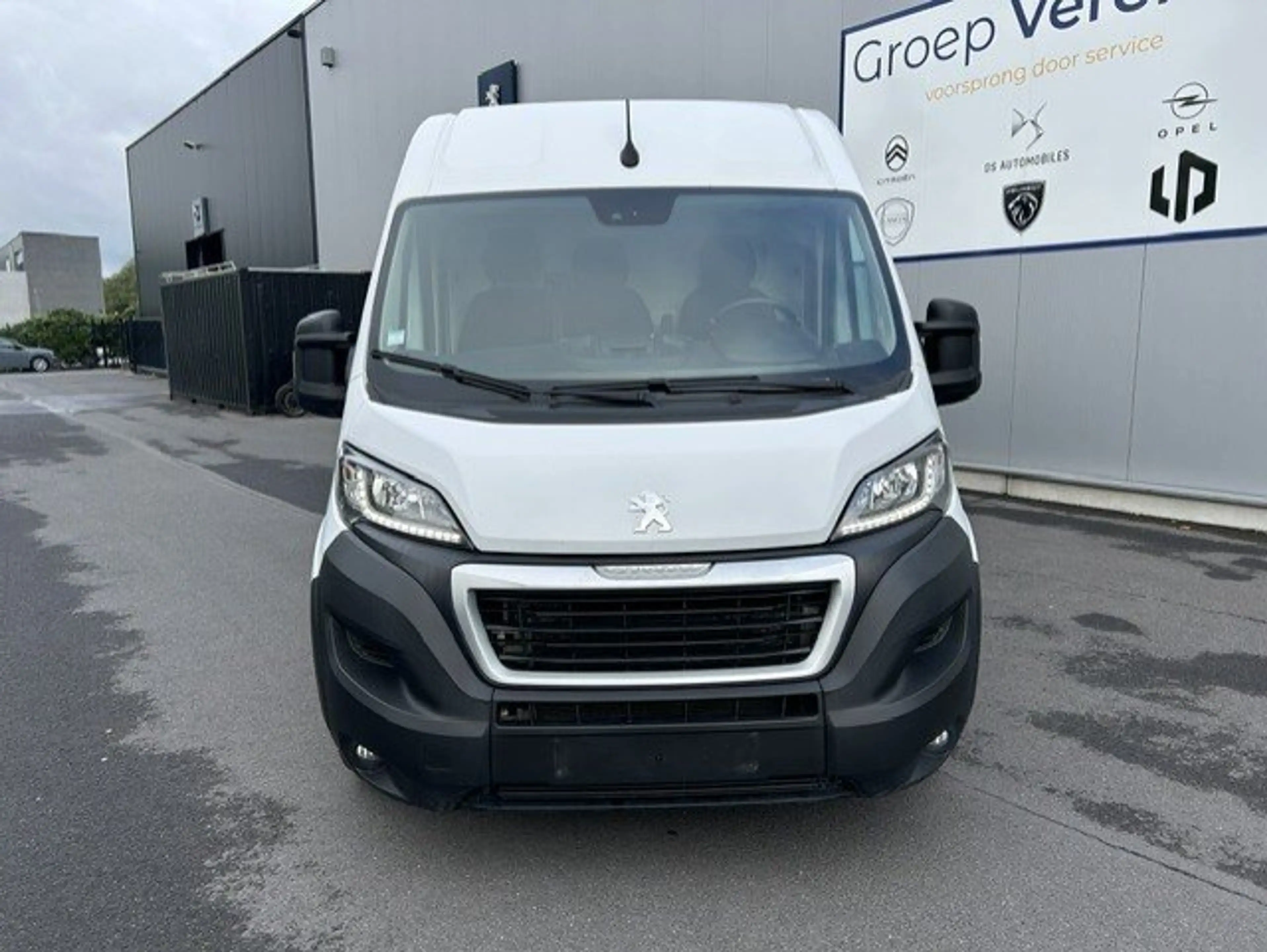 Peugeot Boxer 2.2 BlueHDi L3H2 165Pk — photo 2