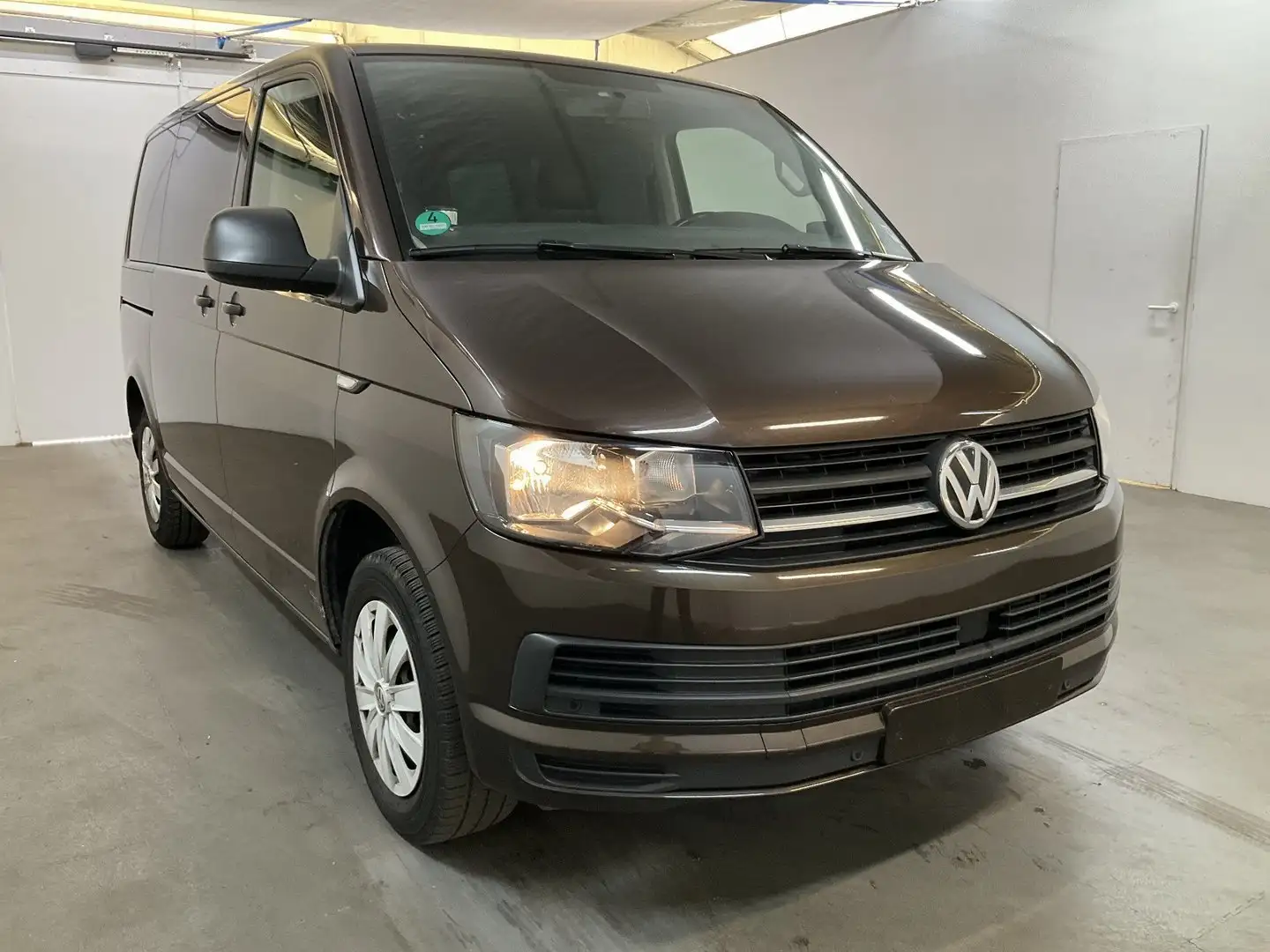 Volkswagen T6 Multivan Multivan Trendline Braun - 2