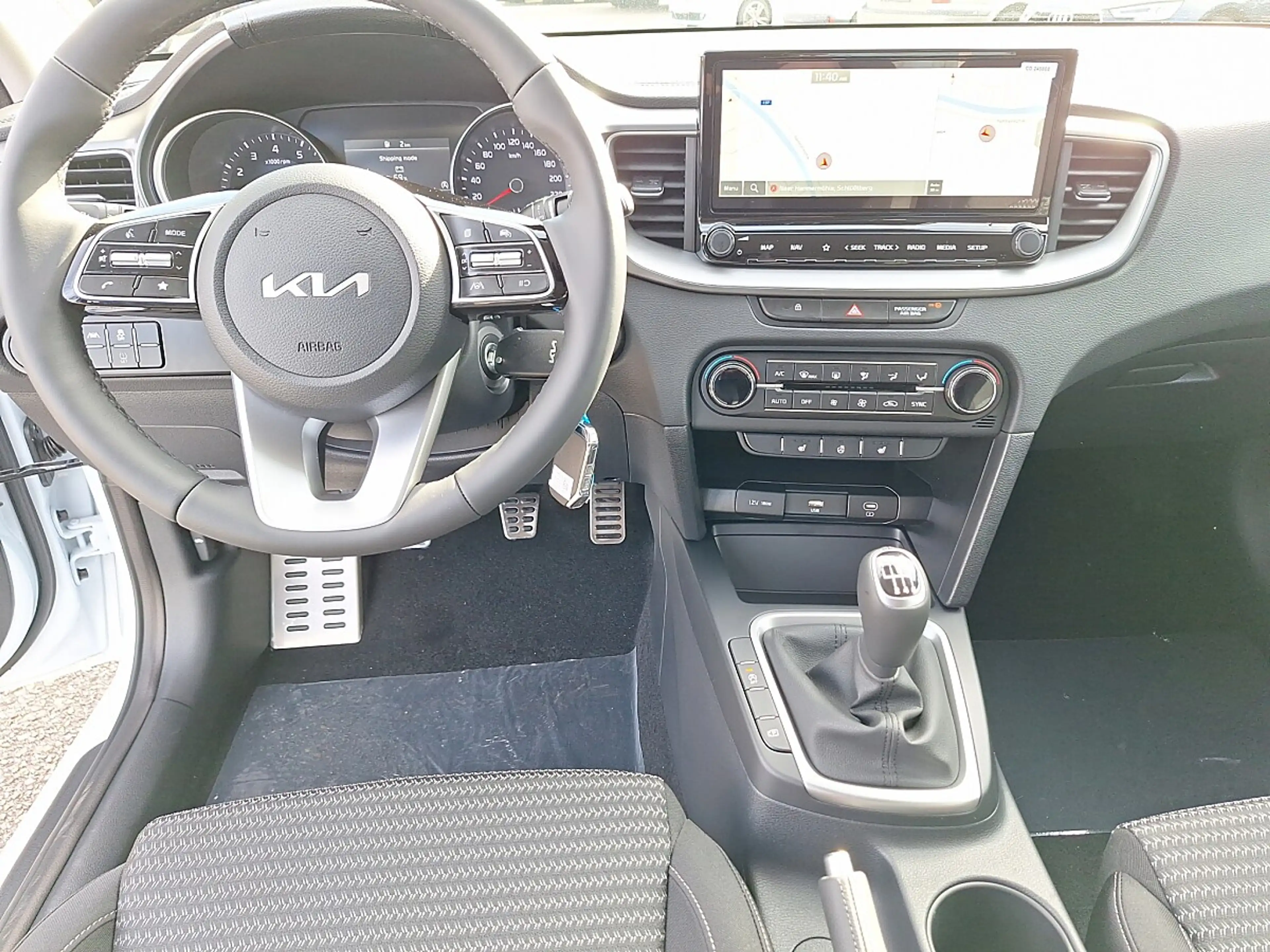 Kia Ceed / cee'd Ceed 1.0 T-GDI Silber (EURO 6e) — photo 13